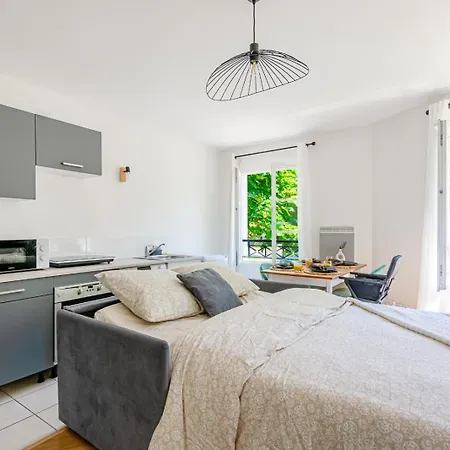 Sweet Apartment